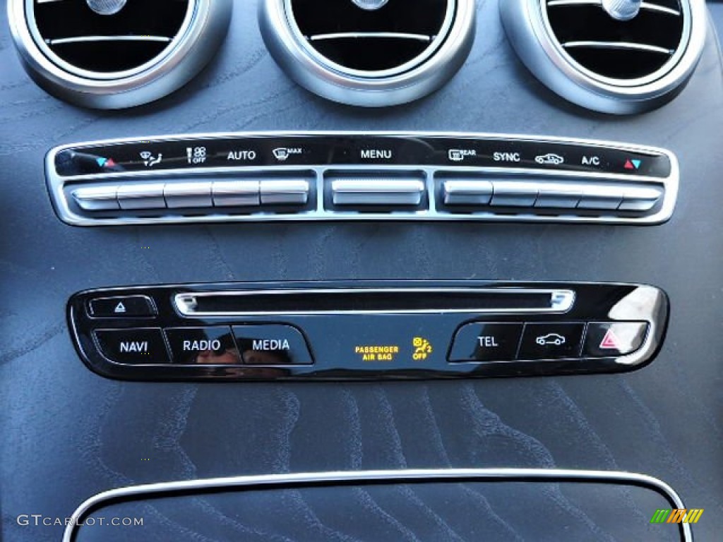 2016 Mercedes-Benz GLC 300 4Matic Controls Photo #108975485