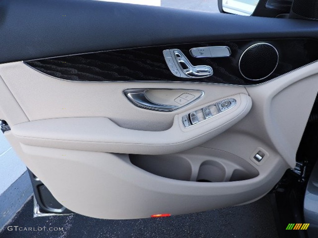 2016 Mercedes-Benz GLC 300 4Matic Silk Beige Door Panel Photo #108975833