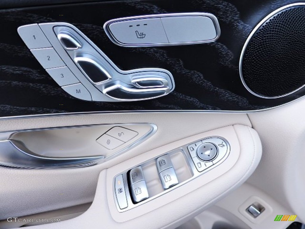 2016 Mercedes-Benz GLC 300 4Matic Controls Photo #108975854
