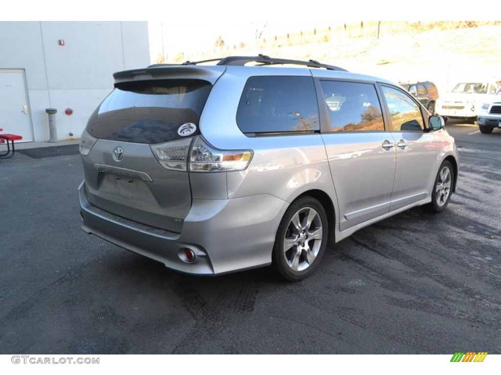 2011 Sienna SE - Silver Sky Metallic / Dark Charcoal photo #2