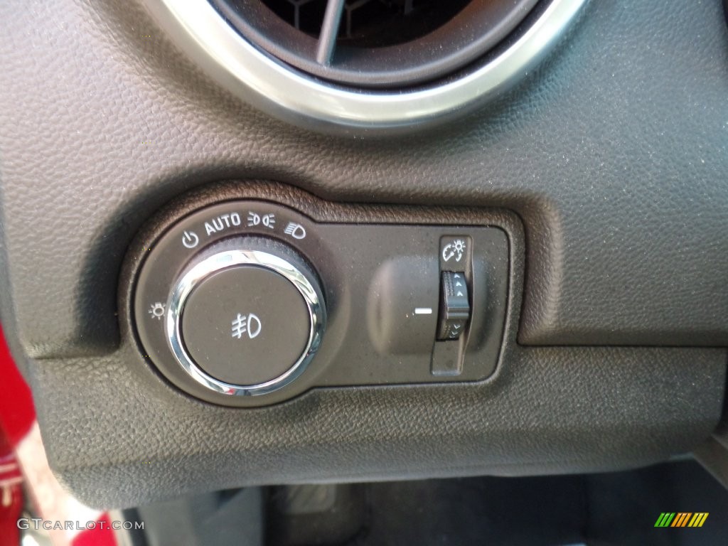 2015 Trax LTZ AWD - Blaze Red / Jet Black photo #23