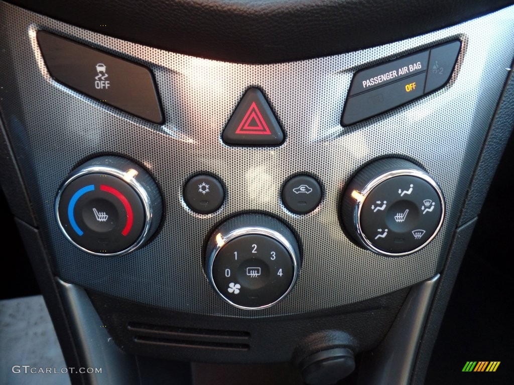 2015 Trax LTZ AWD - Blaze Red / Jet Black photo #34