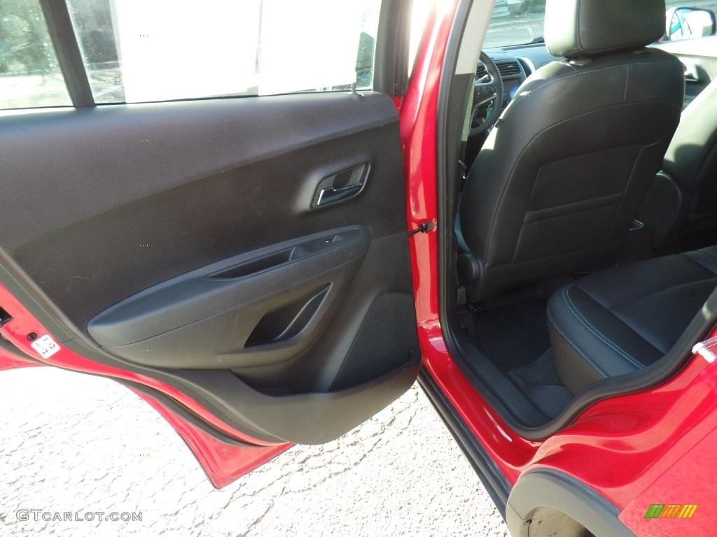 2015 Trax LTZ AWD - Blaze Red / Jet Black photo #44