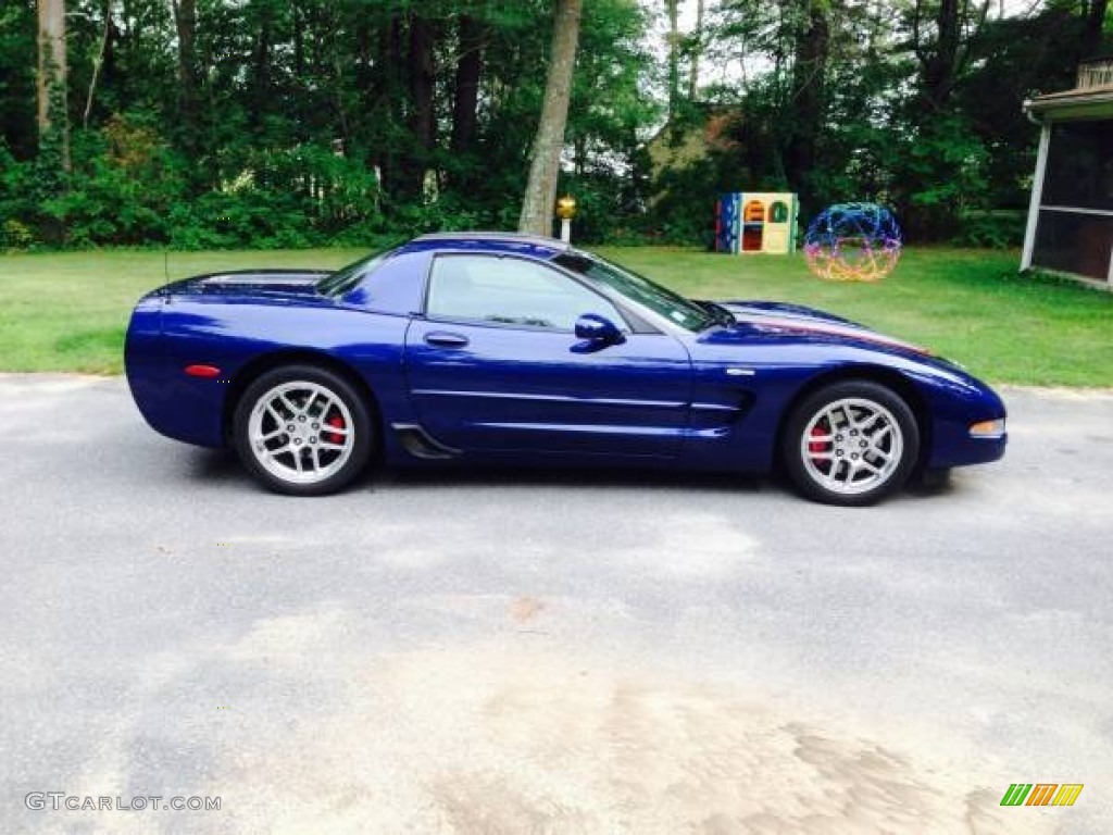 2004 Corvette Z06 - LeMans Blue Metallic / Black photo #15