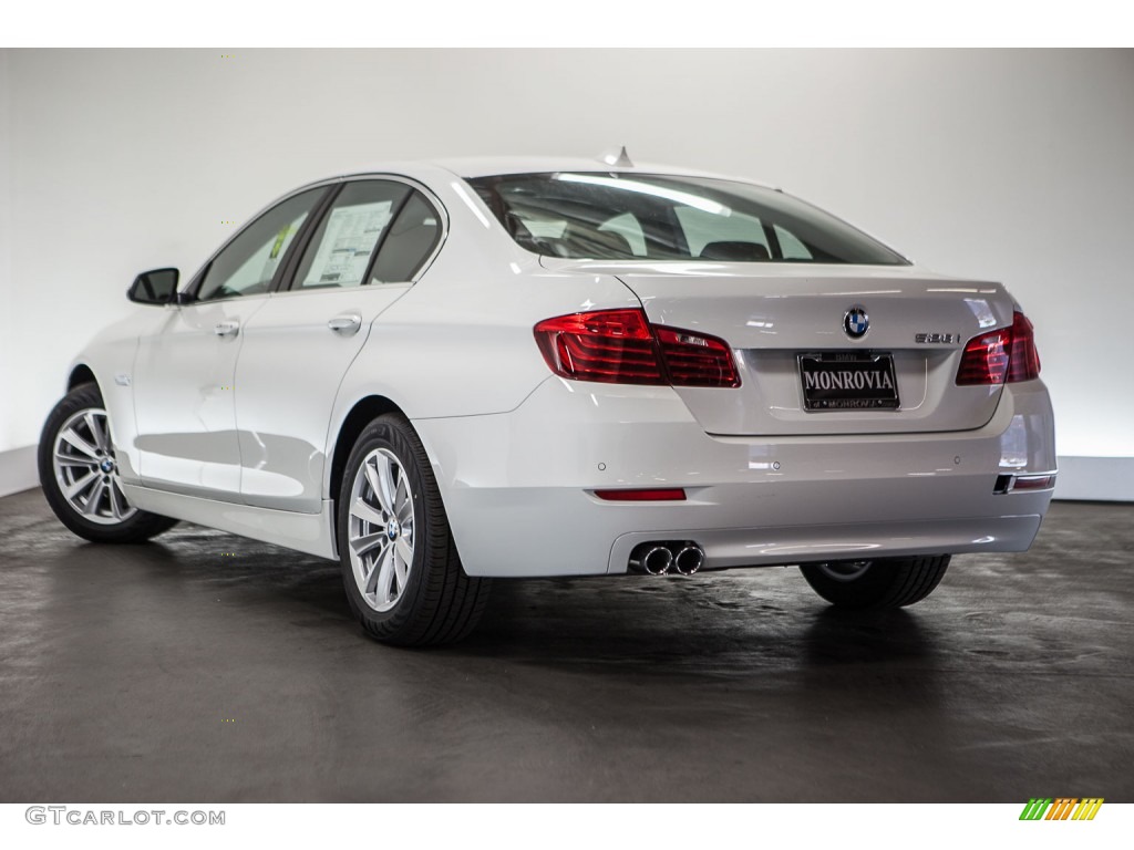 2016 5 Series 528i Sedan - Alpine White / Black photo #3