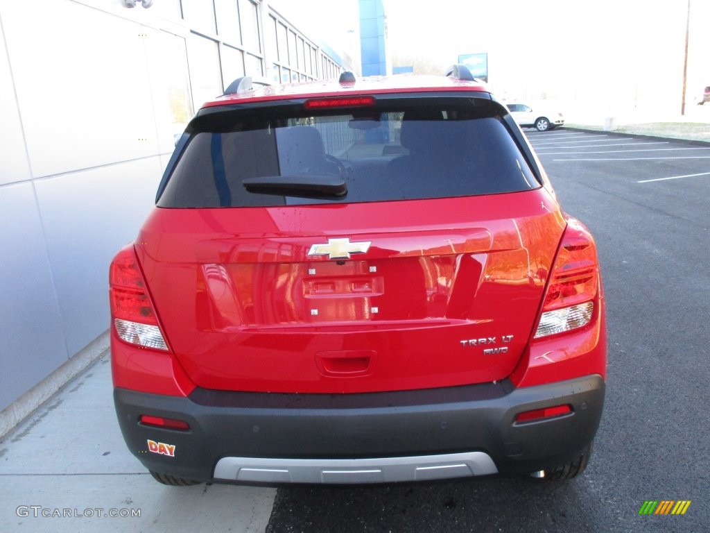 2016 Trax LT AWD - Blaze Red / Jet Black photo #5