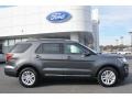 2016 Magnetic Metallic Ford Explorer XLT  photo #2