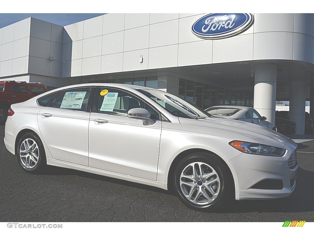 White Platinum Tri-Coat Metallic Ford Fusion