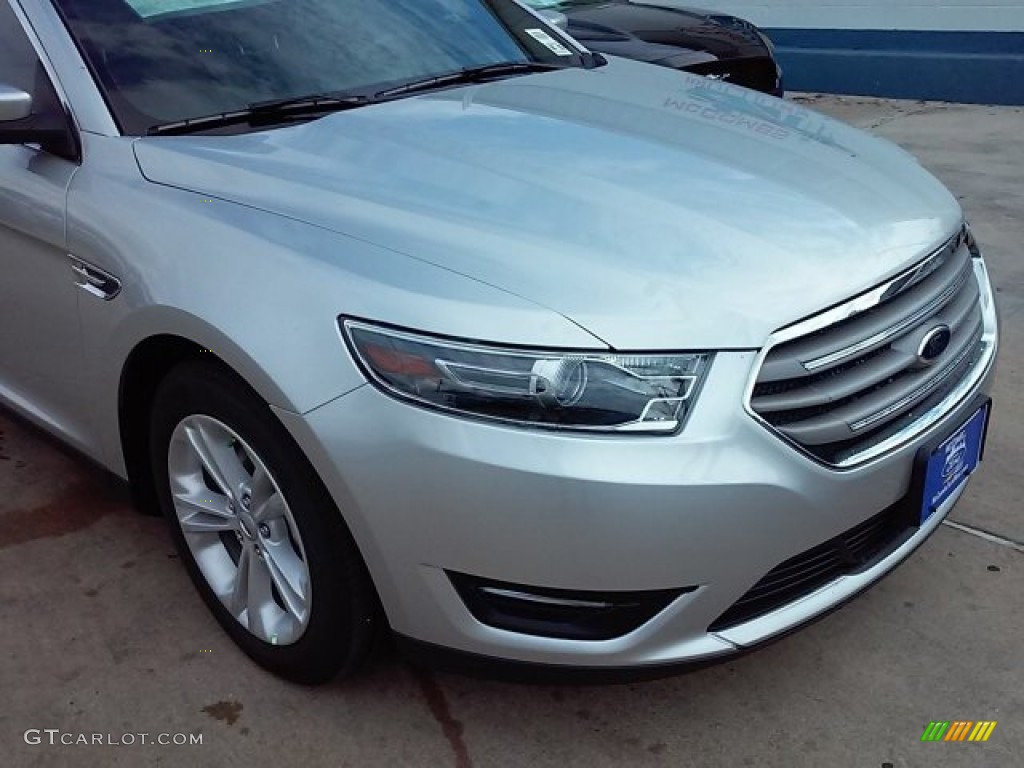 2015 Taurus SEL - Ingot Silver Metallic / Charcoal Black photo #5