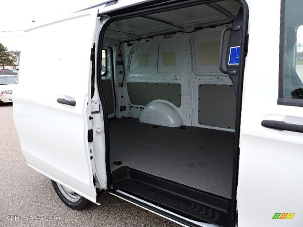 2016 Metris Cargo Van - Arctic White / Black photo #11