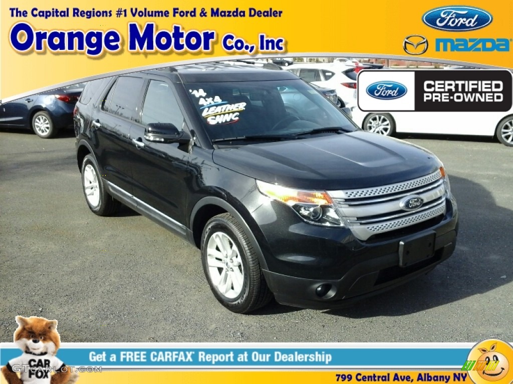 Tuxedo Black Ford Explorer