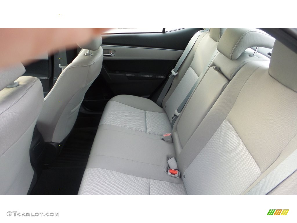 2016 Toyota Corolla LE Plus Rear Seat Photo #109019852