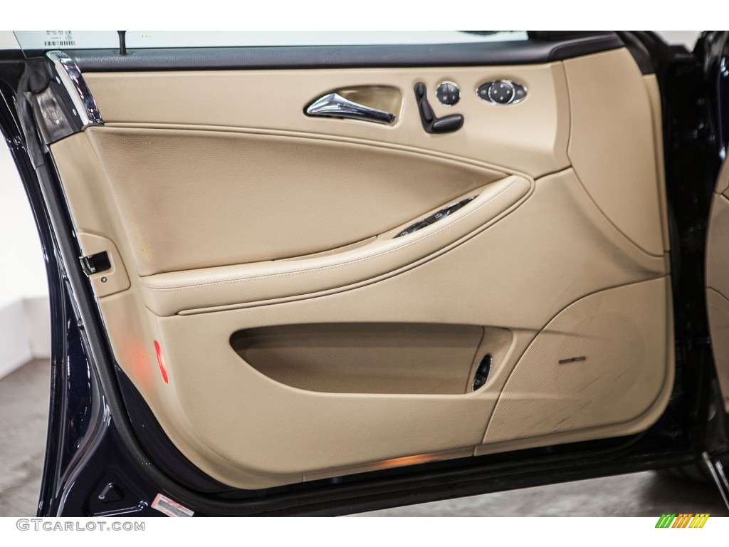 2006 Mercedes-Benz CLS 500 Door Panel Photos