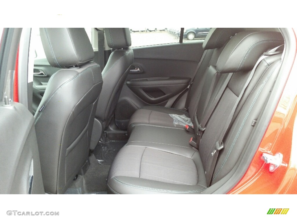 2016 Trax LT AWD - Blaze Red / Jet Black photo #6