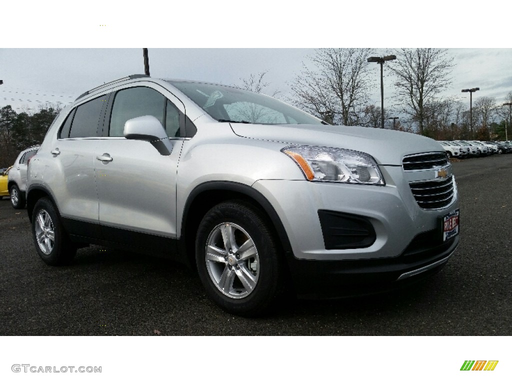 2016 Trax LT - Silver Ice Metallic / Jet Black/Light Titanium photo #1