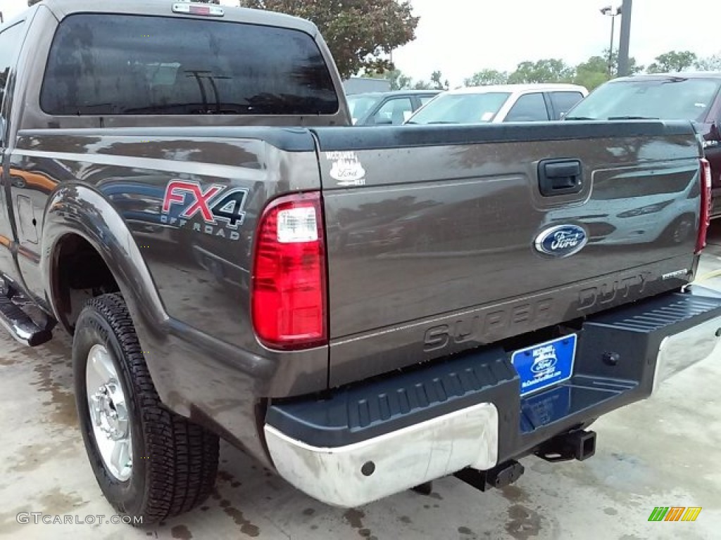 2016 F250 Super Duty XLT Crew Cab 4x4 - Caribou Metallic / Adobe photo #12