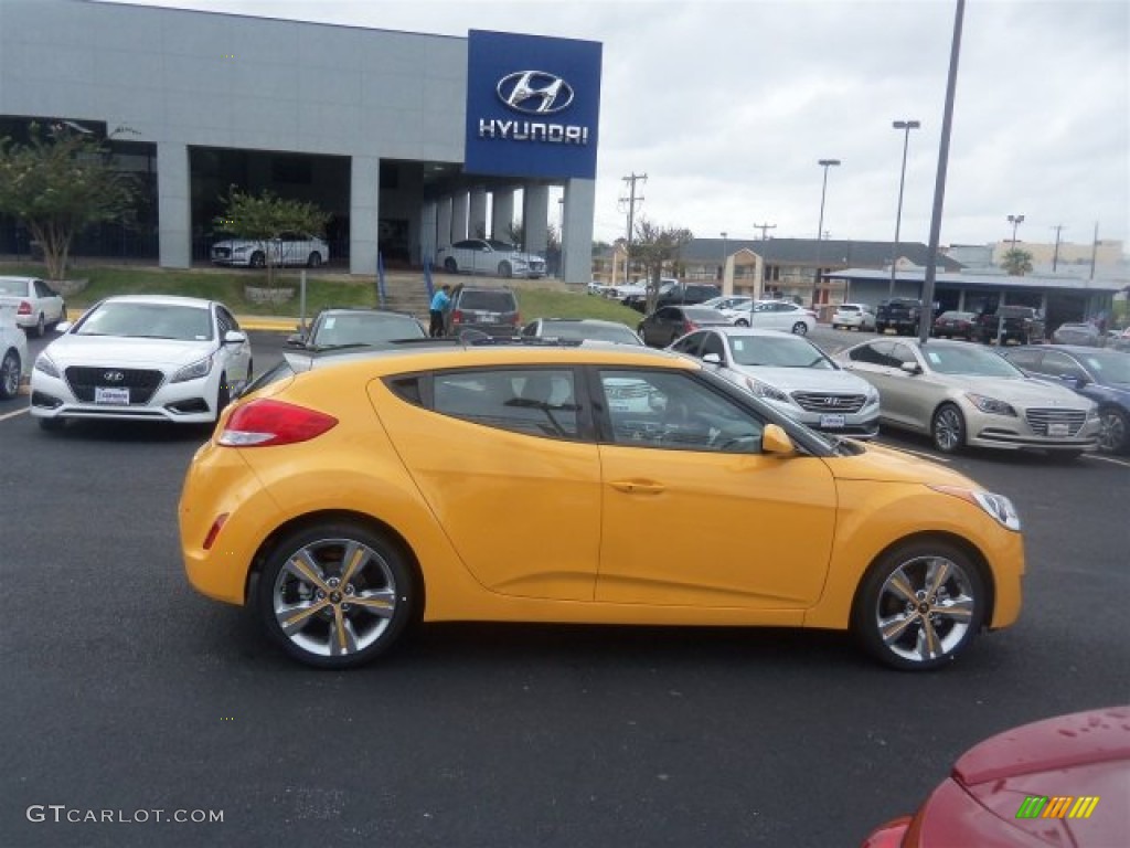 2016 Veloster  - 26.2 Yellow / Black/Yellow photo #11