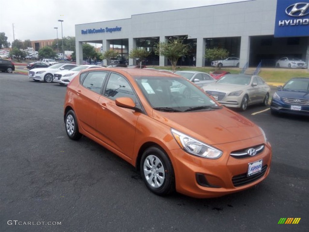 2016 Accent SE Hatchback - Vitamin C / Black photo #1