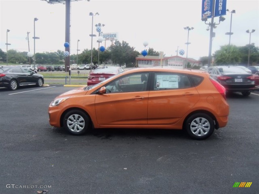 2016 Accent SE Hatchback - Vitamin C / Black photo #8