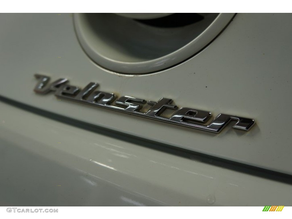 2012 Veloster  - Century White / Black/Red photo #100
