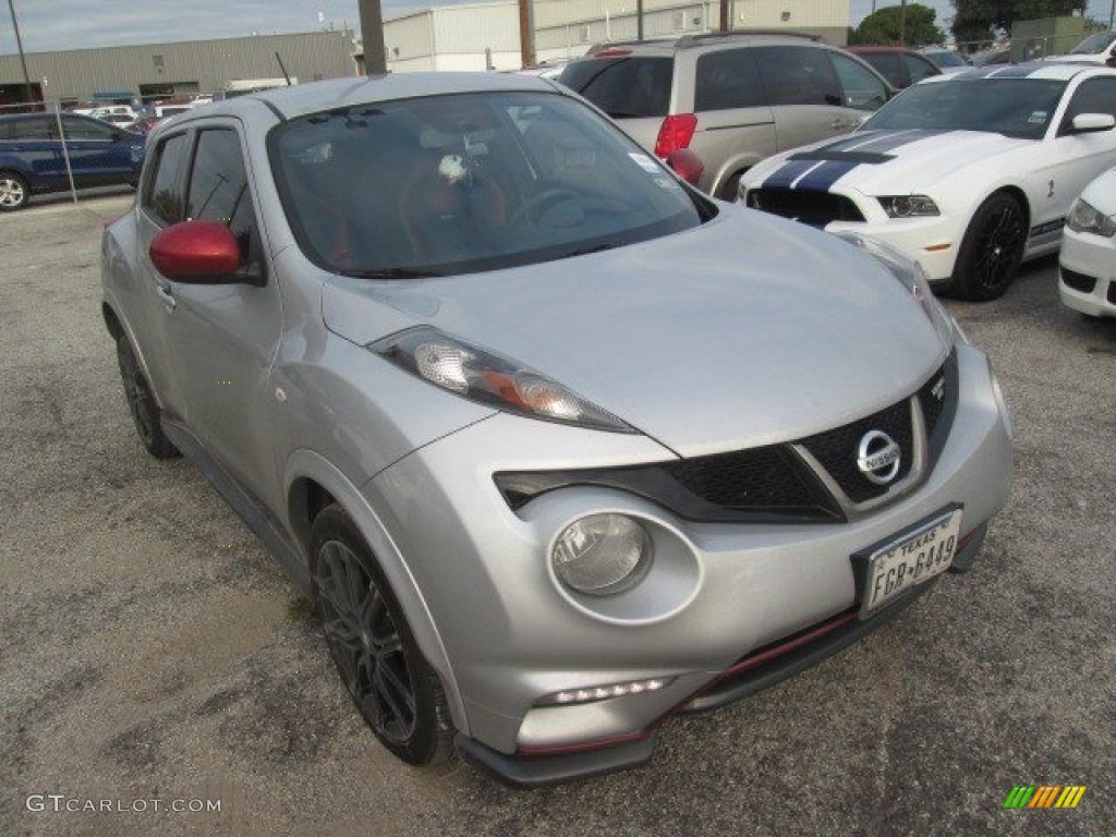 Brilliant Silver Nissan Juke