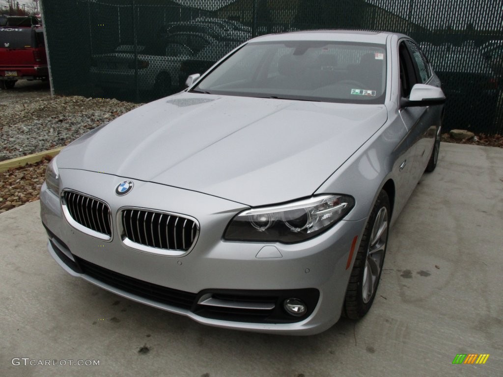 2016 5 Series 528i xDrive Sedan - Glacier Silver Metallic / Black photo #7