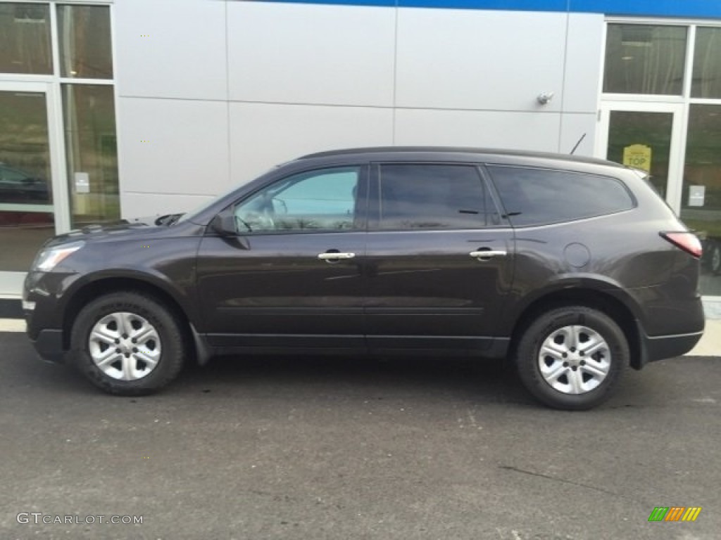 2013 Traverse LS - Cyber Gray Metallic / Dark Titanium/Light Titanium photo #2