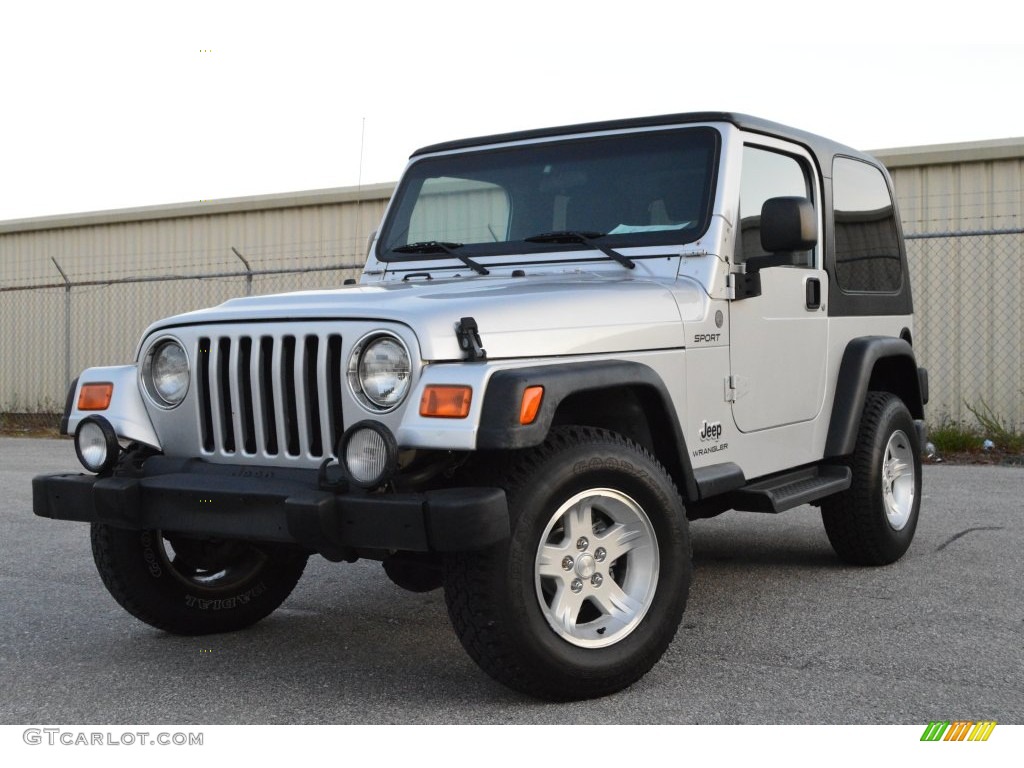 2004 Wrangler Sport 4x4 - Bright Silver Metallic / Dark Slate Gray photo #16