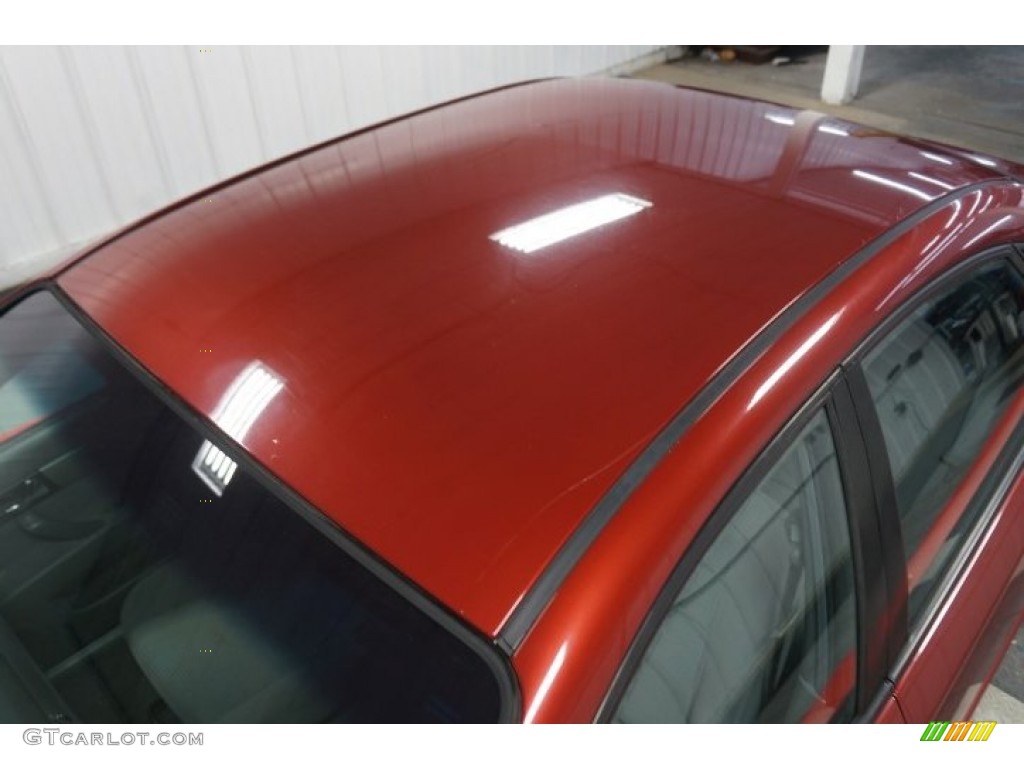 2008 Forenza  - Fusion Red Metallic / Grey photo #98