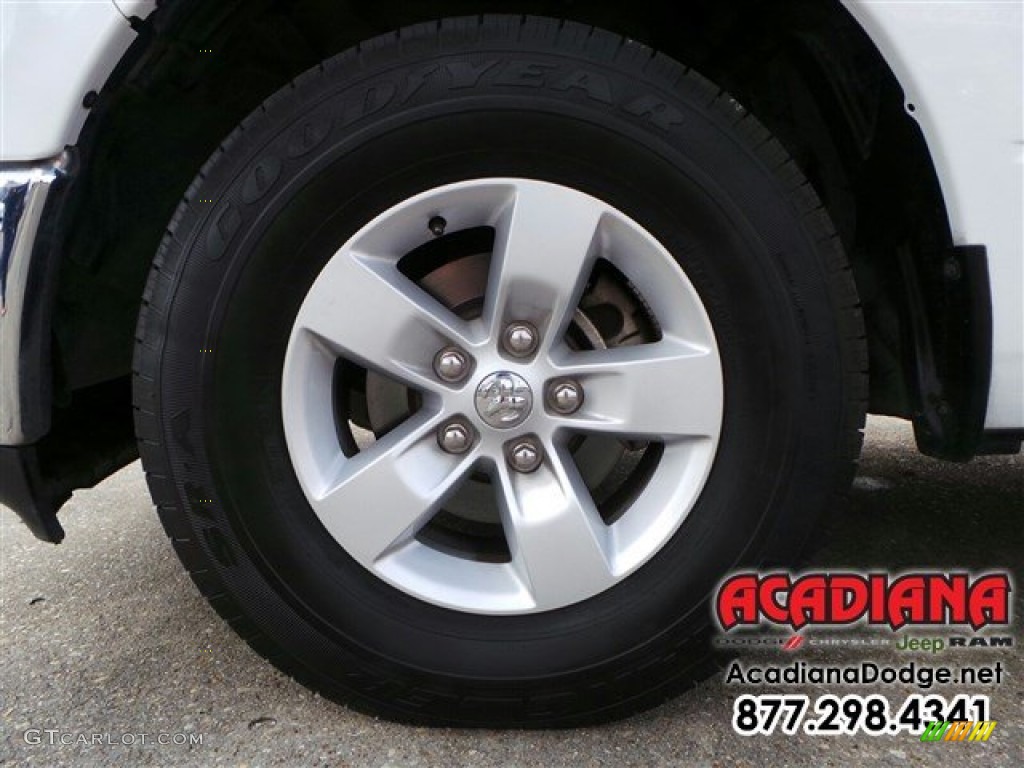 2014 1500 SLT Quad Cab - Bright White / Black/Diesel Gray photo #13