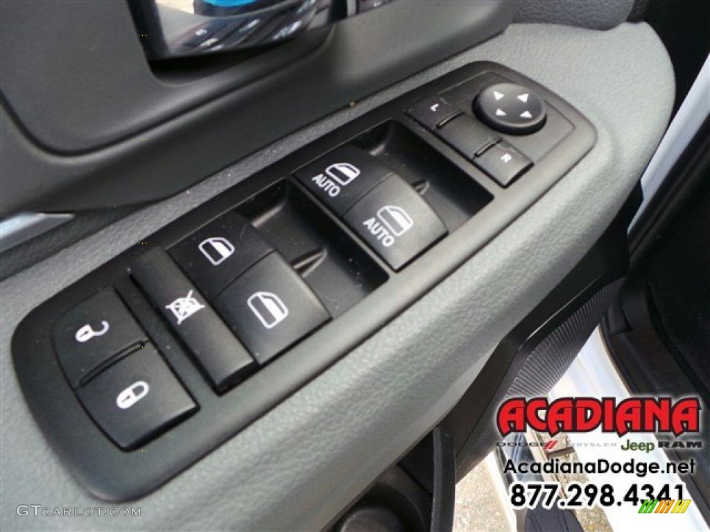 2014 1500 SLT Quad Cab - Bright White / Black/Diesel Gray photo #17