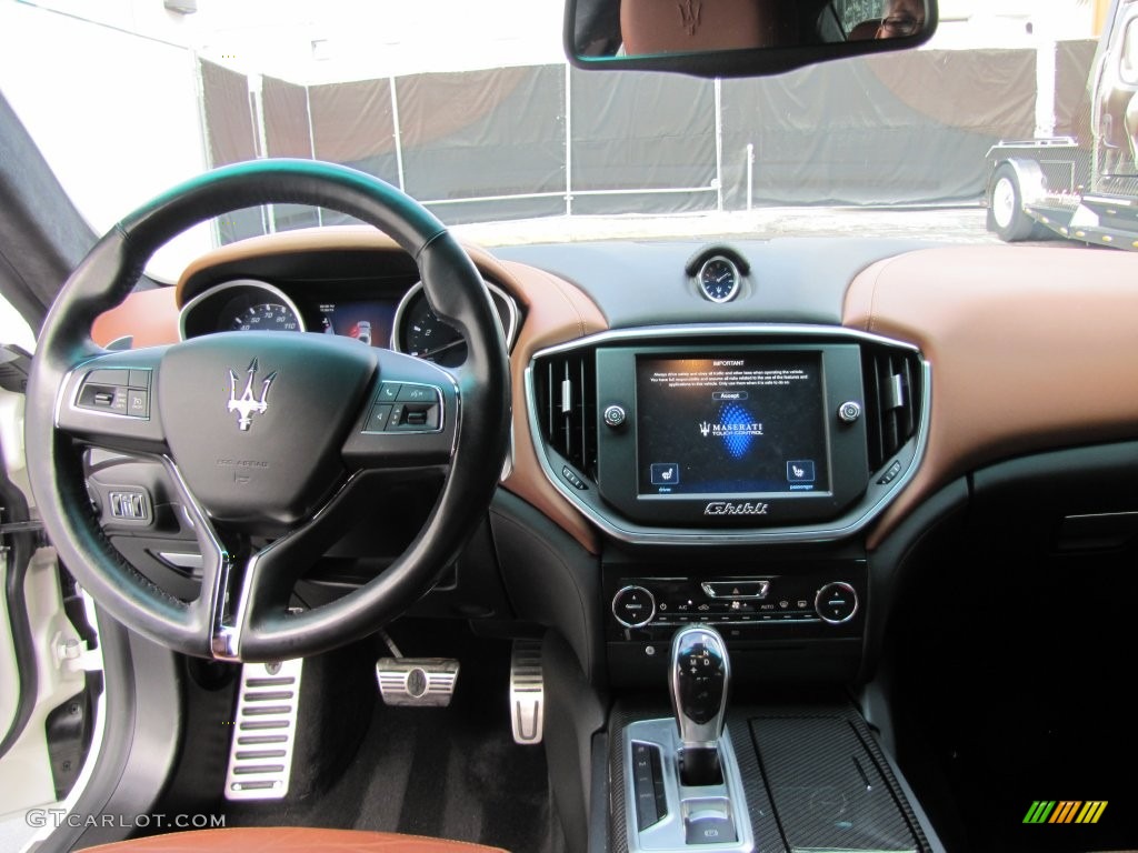 2014 Ghibli S Q4 - Bianco (White) / Cuoio photo #35