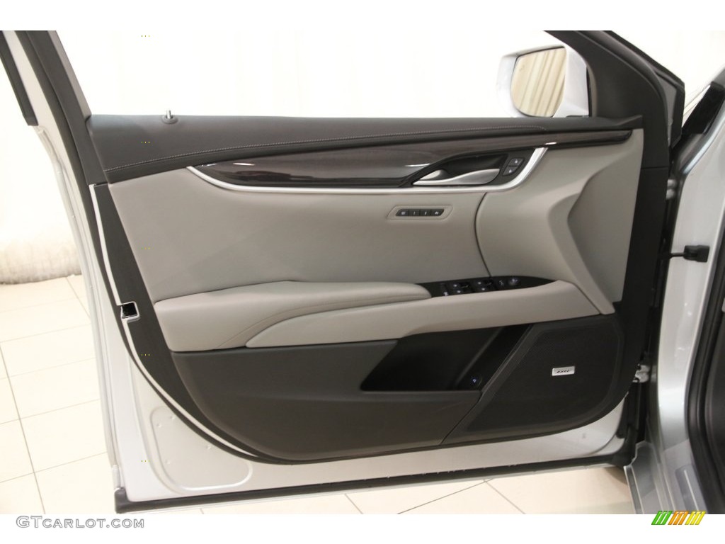 2016 Cadillac XTS Luxury Sedan Medium Titanium/Jet Black Door Panel Photo #109061481