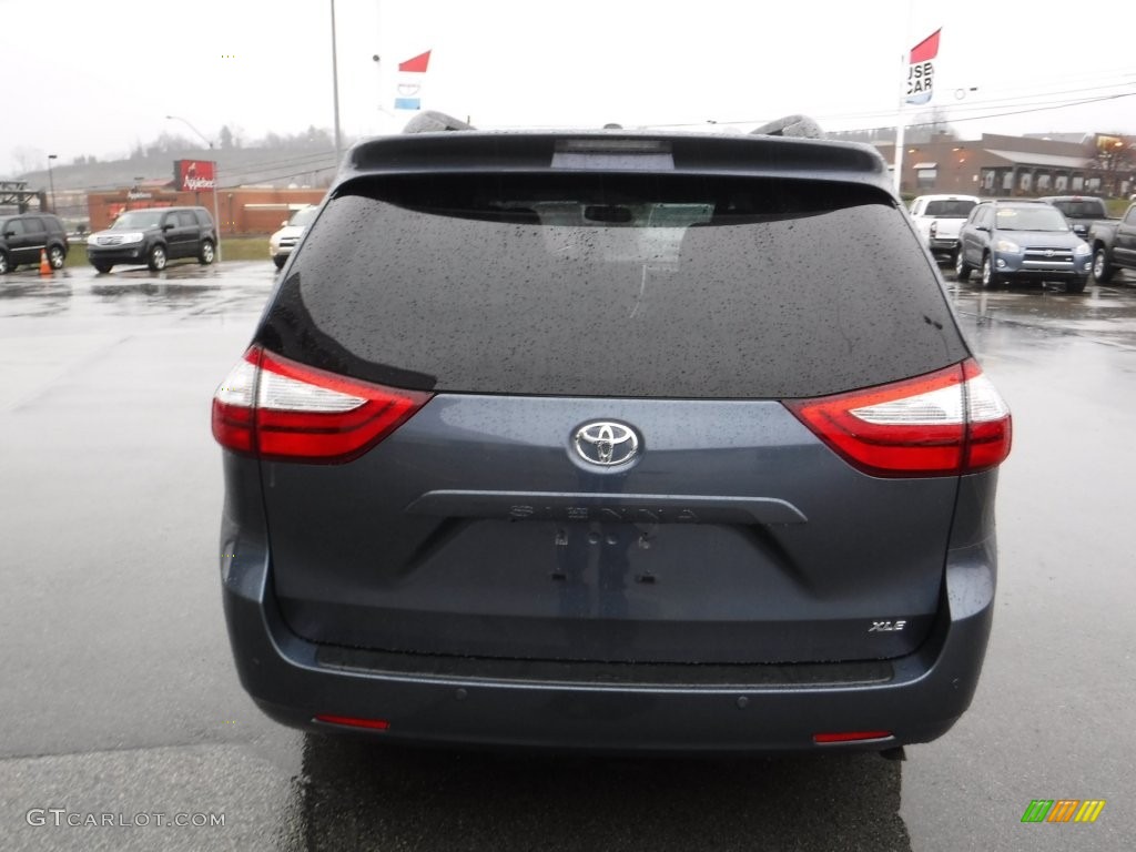 2015 Sienna XLE - Shoreline Blue Pearl / Ash photo #9