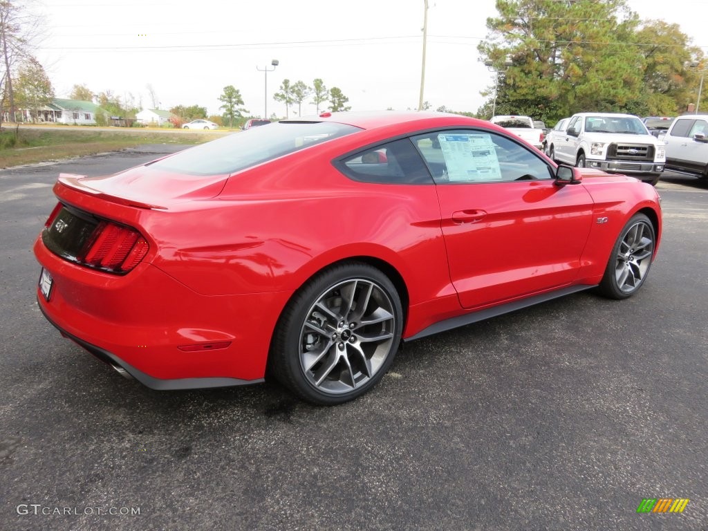 2016 Mustang GT Coupe - Race Red / Dark Ceramic photo #3