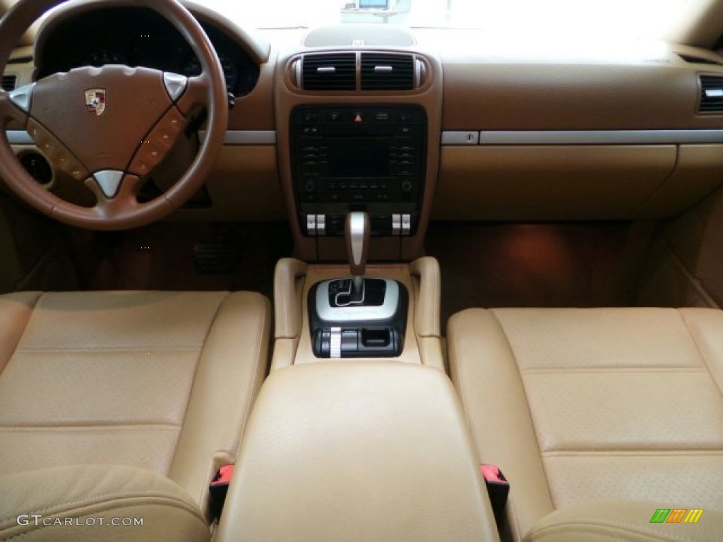 2010 Cayenne Tiptronic - Marine Blue Metallic / Havanna/Sand Beige photo #24