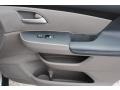 Alabaster Silver Metallic - Odyssey LX Photo No. 23