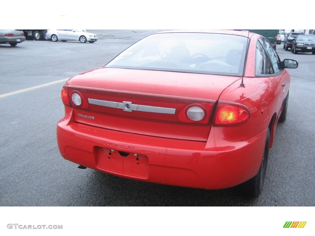 2003 Cavalier Coupe - Victory Red / Graphite Gray photo #3