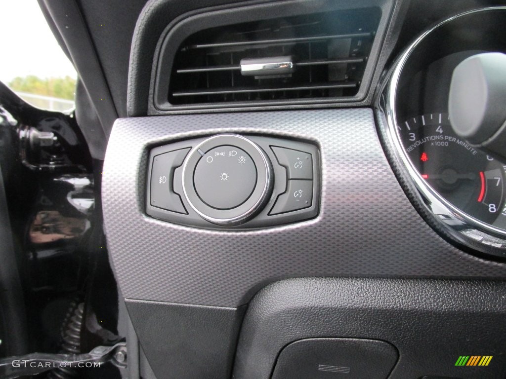 2016 Ford Mustang EcoBoost Coupe Controls Photo #109090624