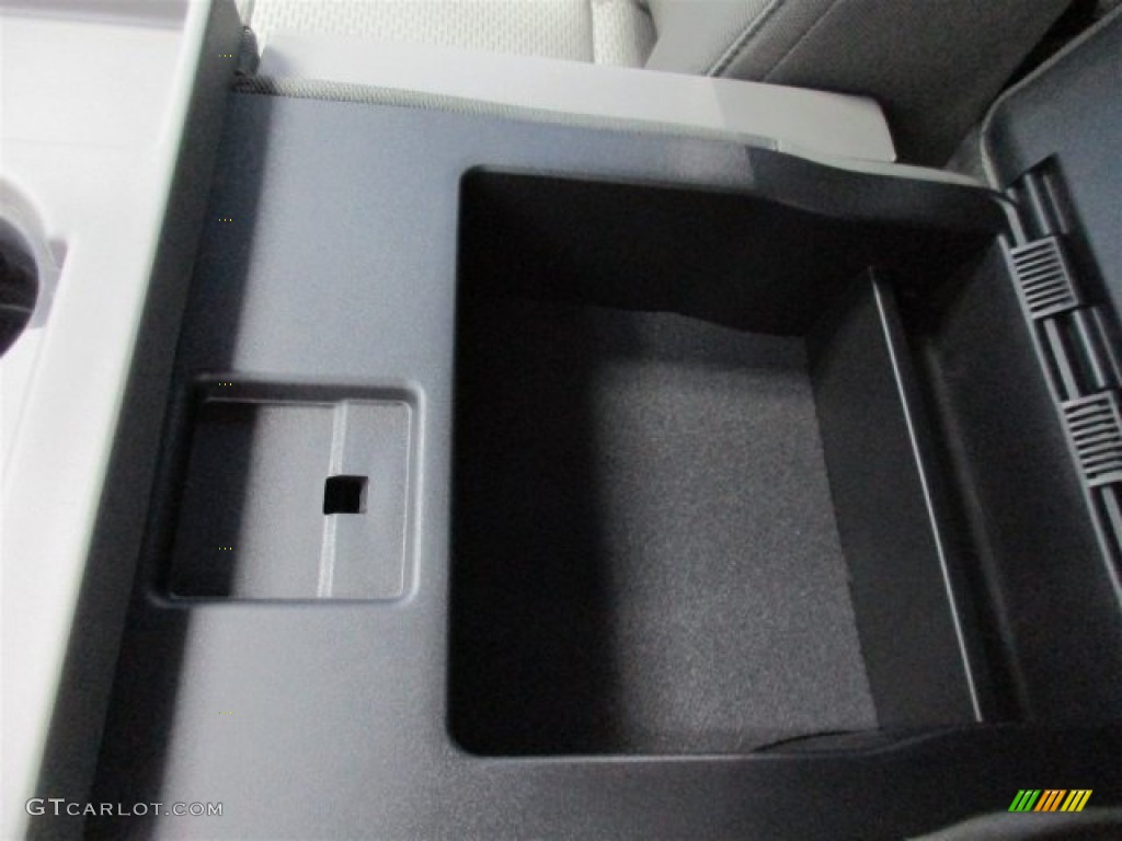 2016 F150 XLT SuperCrew - Shadow Black / Medium Earth Gray photo #19