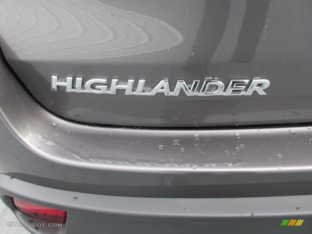 2015 Highlander LE - Predawn Gray Mica / Black photo #13