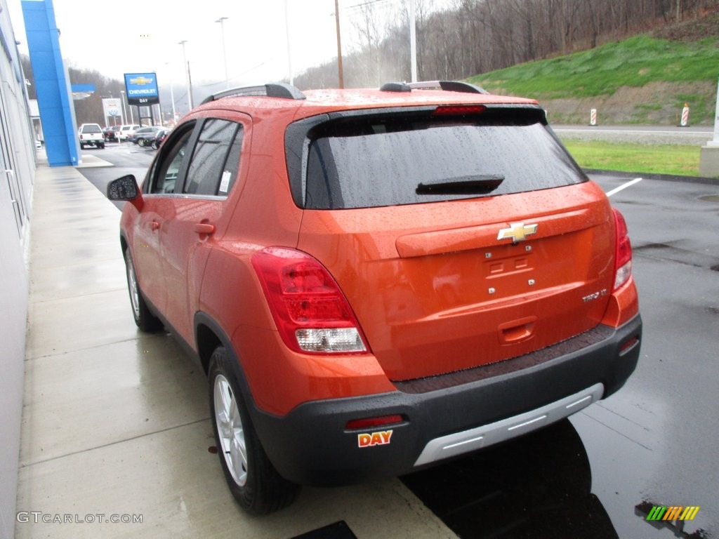 2016 Trax LT - Orange Rock Metallic / Jet Black photo #7