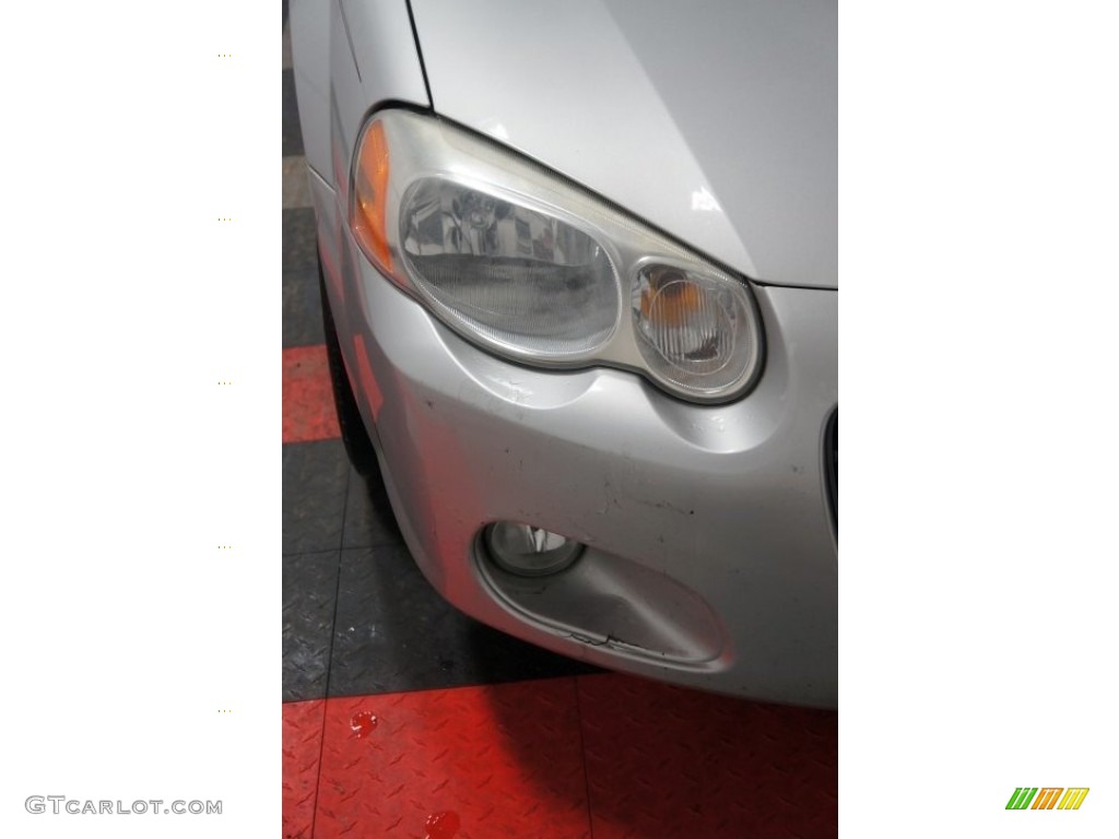 2006 Sebring Touring Sedan - Bright Silver Metallic / Light Taupe photo #48