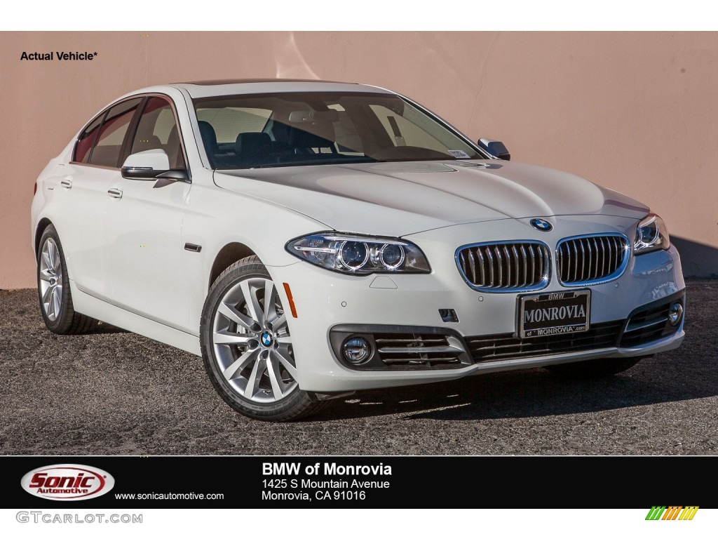 2016 5 Series 535d Sedan - Alpine White / Black photo #1