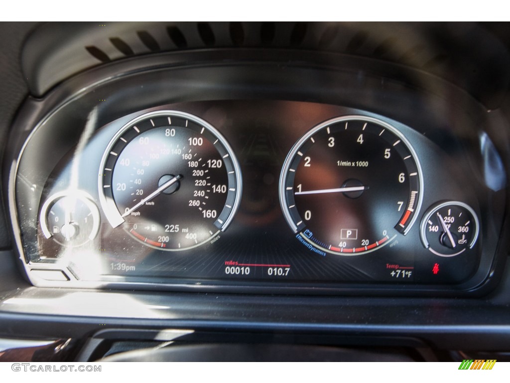 2016 BMW 5 Series 528i Sedan Gauges Photo #109108642