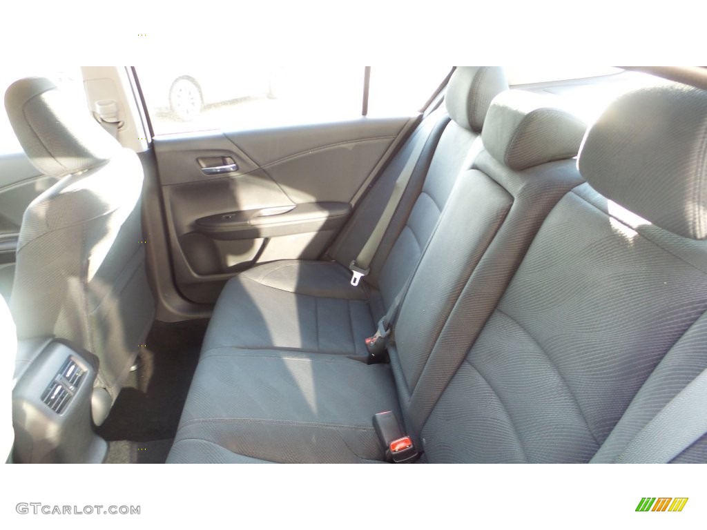 2016 Honda Accord EX Sedan Rear Seat Photos