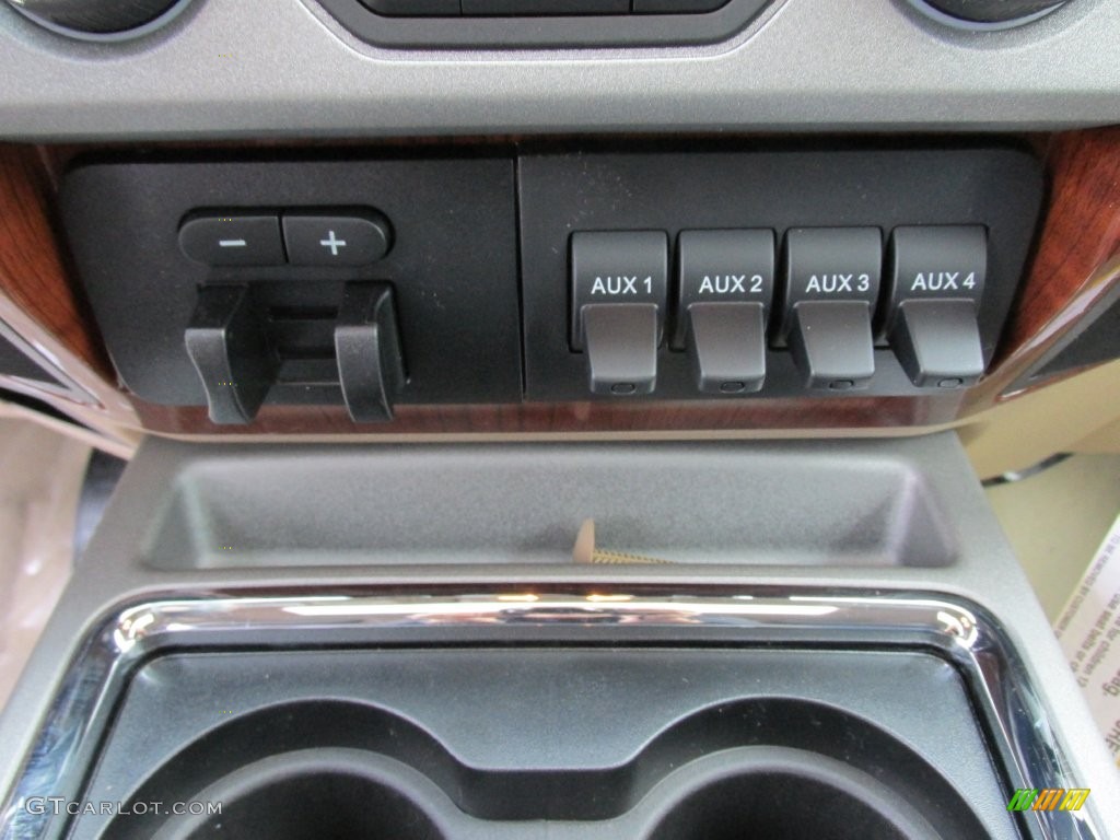2016 Ford F250 Super Duty King Ranch Crew Cab 4x4 Controls Photo #109113352