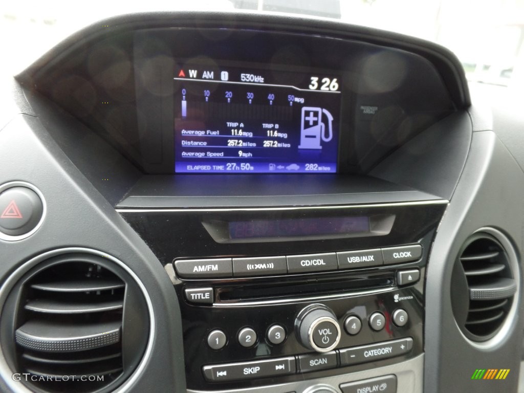 2015 Pilot EX-L - Crystal Black Pearl / Gray photo #17