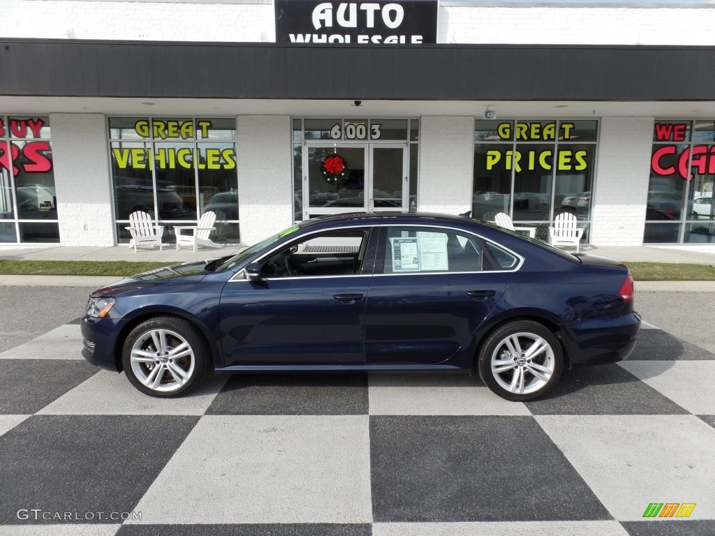 2014 Passat 2.5L SE - Night Blue Metallic / Titan Black photo #1