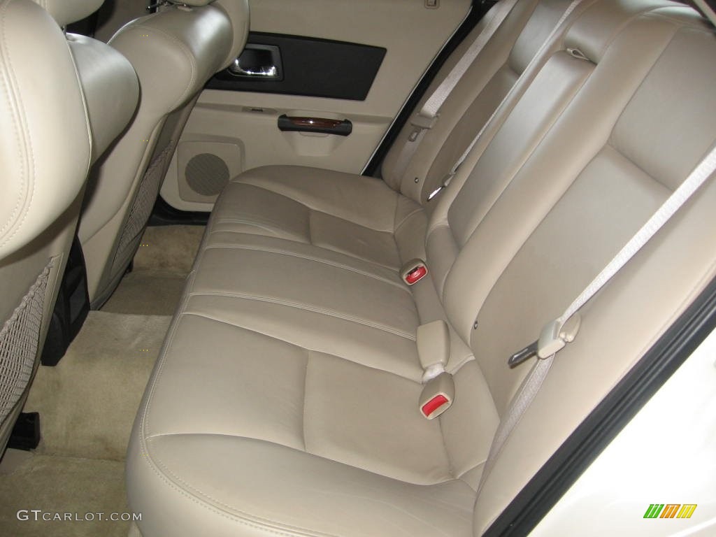 2003 CTS Sedan - White Diamond / Light Neutral photo #15